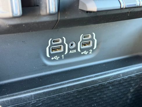 Used 2022 RAM 3500 Big Horn w/ Level A Equipment Group AWD/4WD image 32