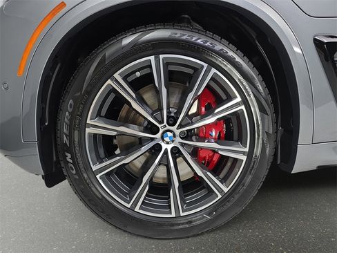 New 2026 BMW X5 xDrive50e w/ M Sport Package image 32