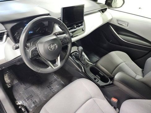 Used 2023 Toyota Corolla SE FWD image 24