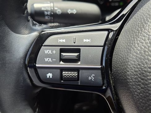 Used 2025 Honda HR-V EX-L image 22