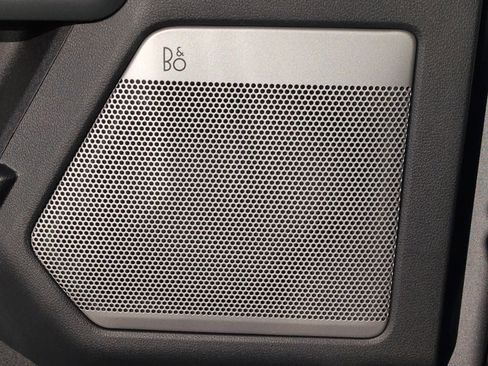 Used 2022 Ford F150 Lariat w/ Equipment Group 502A High image 31