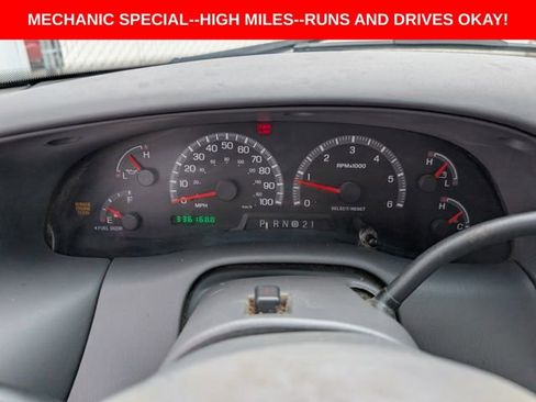 Used 2001 Ford F150 XLT AWD/4WD image 10
