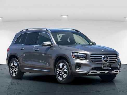Used 2026 Mercedes-Benz GLB 250 image 9