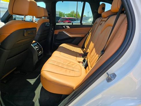 Used 2019 BMW X5 xDrive40i w/ Executive Package AWD/4WD image 31