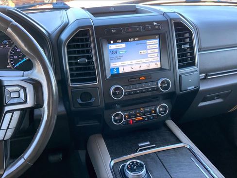 Used 2018 Ford Expedition Max Limited w/ Equipment Group 302A image 6