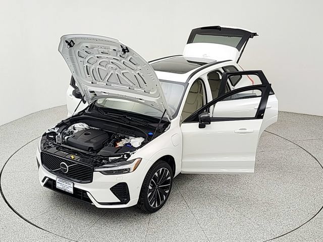 New 2026 Volvo XC60 T8 Ultra w/ Protection Package Premier AWD/4WD image 38