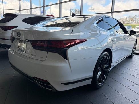 Used 2023 Lexus LS 500 F Sport w/ Accessory Package (Z2) image 2