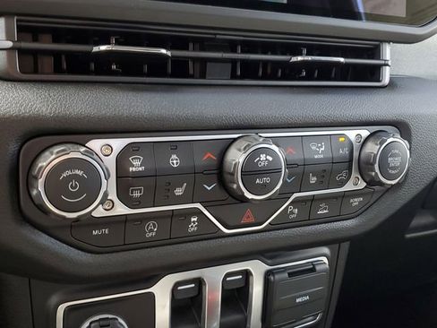 New 2026 Jeep Wrangler Willys AWD/4WD image 20