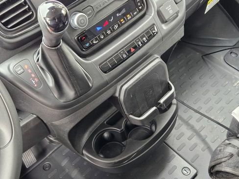 Used 2025 RAM ProMaster 2500 w/ Premium Convenience Group image 21