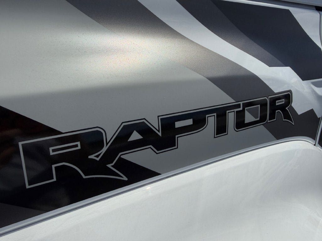 Used 2025 Ford Bronco Raptor AWD/4WD image 35