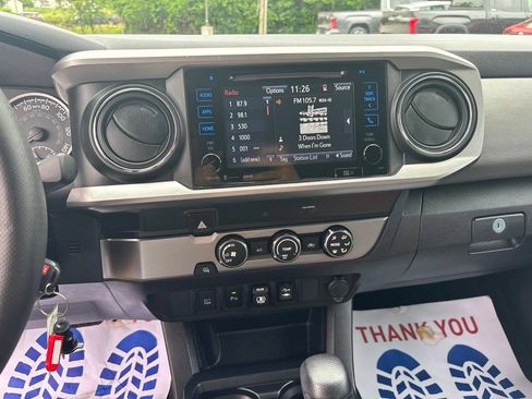 Used 2019 Toyota Tacoma SR5 RWD image 22