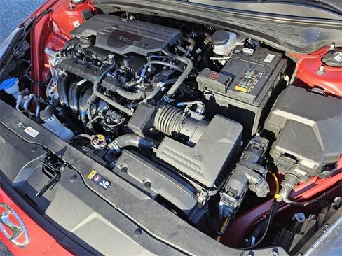 Used 2023 Hyundai Elantra SEL w/ Convenience Package image 16