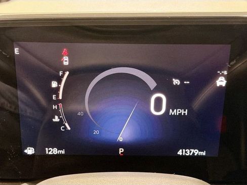 Used 2024 Buick Encore GX Preferred image 11