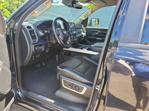 Used 2021 RAM 1500 Laramie AWD/4WD image 11