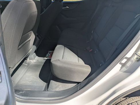 New 2026 Chevrolet Equinox LT FWD image 24