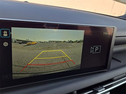 New 2025 Hyundai Santa Cruz SEL image 11