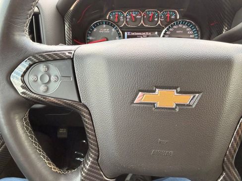 Used 2018 Chevrolet Silverado 1500 LT w/ All Star Edition AWD/4WD image 17