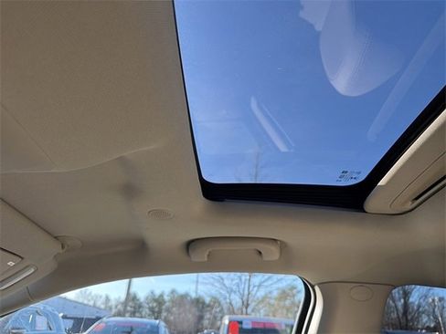 Used 2017 Buick Encore Premium w/ Experience Buick Package image 8