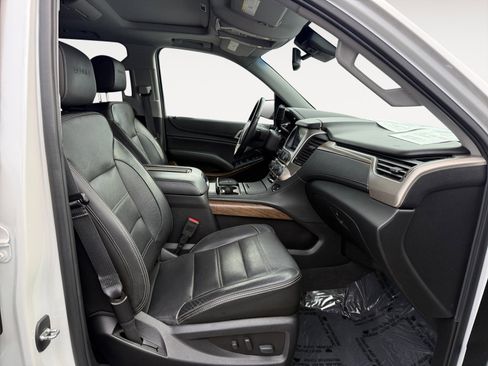 Used 2019 GMC Yukon Denali w/ Denali Ultimate Package image 19