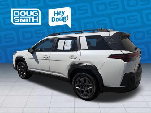 Used 2026 Subaru Outback Premium AWD/4WD image 3
