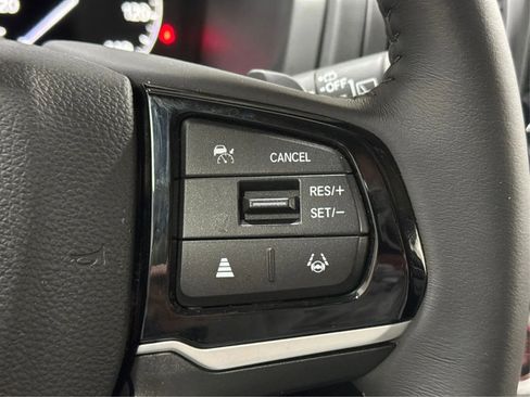 Used 2025 Honda Odyssey EX-L image 31