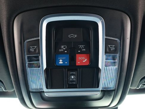 Used 2022 RAM 1500 Laramie w/ Sport Appearance Package AWD/4WD image 20