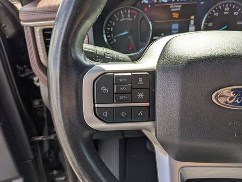 Used 2024 Ford Expedition Limited image 28