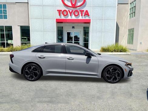 Used 2025 Kia K5 GT-Line w/ GT-Line Premium Package FWD image 8