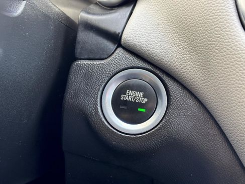 Used 2022 Chevrolet Equinox LT AWD/4WD image 20
