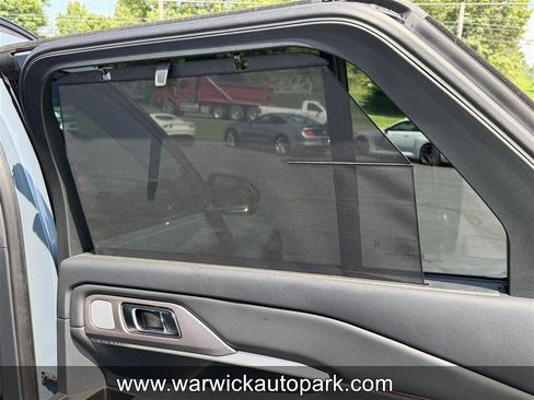 Used 2025 Ford Explorer ST AWD/4WD image 23