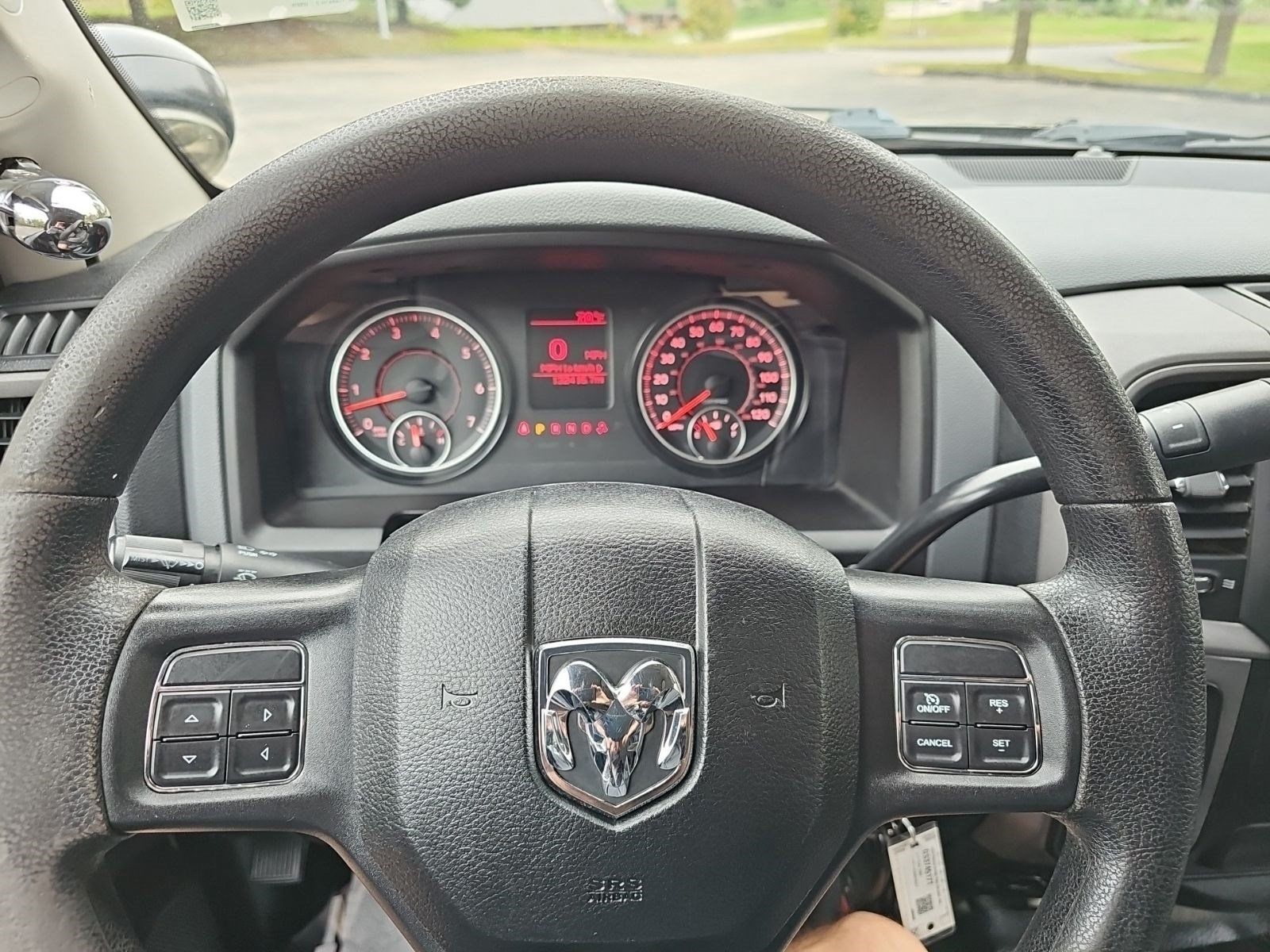 Used 2016 RAM 1500 4x4 Crew Cab image 21
