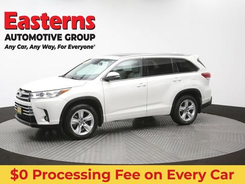 Used 2017 Toyota Highlander Limited Platinum AWD/4WD image 63