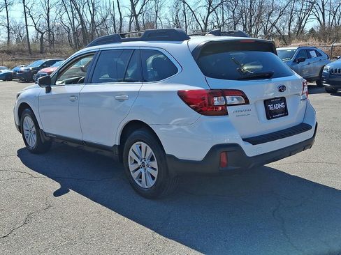 Used 2019 Subaru Outback 2.5i Premium image 7