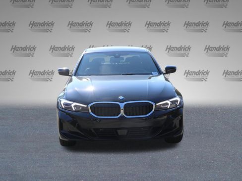 Certified 2025 BMW 330i Sedan w/ Premium Package RWD image 8