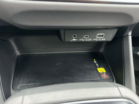 Certified 2024 Subaru Crosstrek 2.5i Limited w/ Crosstrek Mirror Package image 32