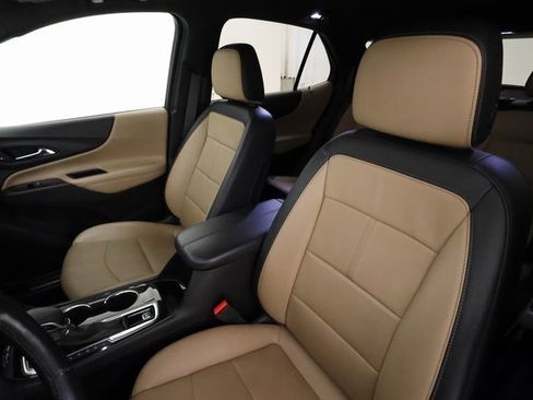 Used 2022 Chevrolet Equinox Premier image 12