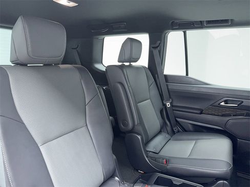 Used 2025 Lexus GX 550 image 53