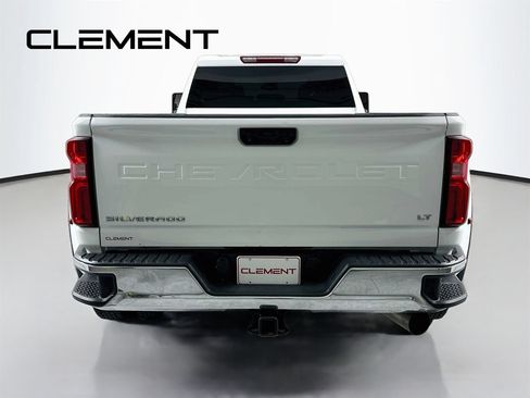 Used 2024 Chevrolet Silverado 3500 LT AWD/4WD image 8