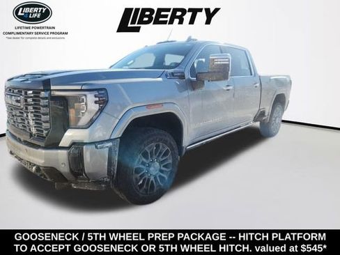 Used 2025 GMC Sierra 2500 Denali Ultimate image 3