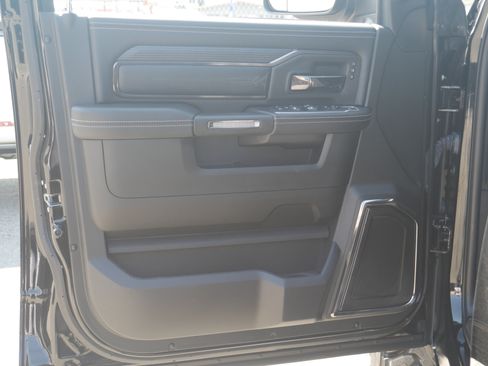 Used 2022 RAM 3500 Limited AWD/4WD image 45