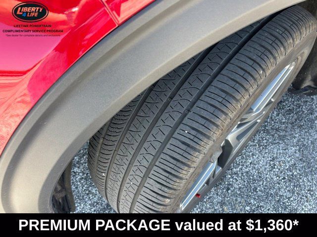 Used 2025 Ford Explorer ST-Line w/ Premium Package AWD/4WD image 3
