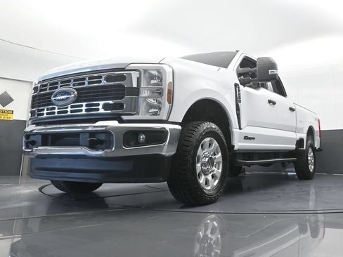 Used 2024 Ford F250 XLT AWD/4WD image 58