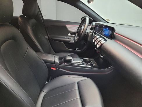 Used 2021 Mercedes-Benz A 220 image 21