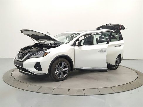 Used 2024 Nissan Murano Platinum w/ Cargo Package image 11