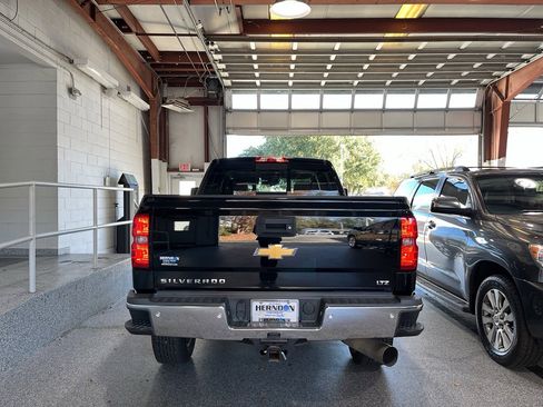 Used 2018 Chevrolet Silverado 2500 LTZ w/ Duramax Plus Package image 7