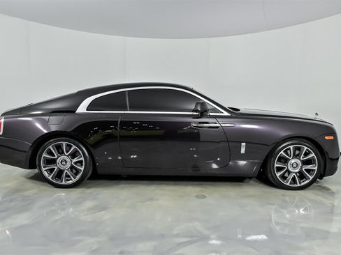 Used 2018 Rolls-Royce Wraith RWD image 10
