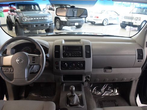 Used 2007 Nissan Frontier XE w/ Preferred Pkg RWD image 17