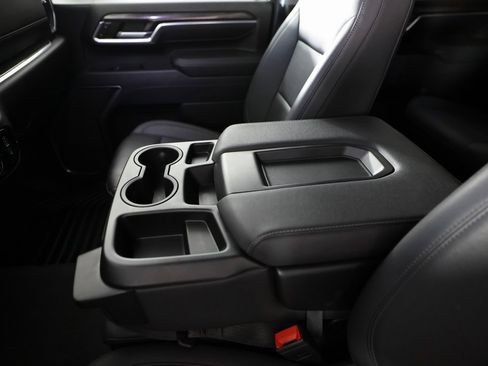 Used 2025 Chevrolet Silverado 3500 LTZ image 34