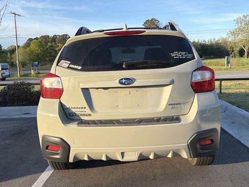 Used 2016 Subaru Crosstrek 2.0i Limited image 5