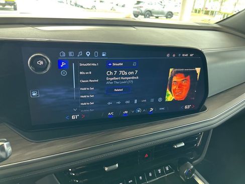 Used 2025 Chevrolet Suburban LS image 7